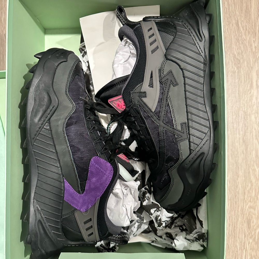 Size 44 (us 11) Off-White Odsy 1000